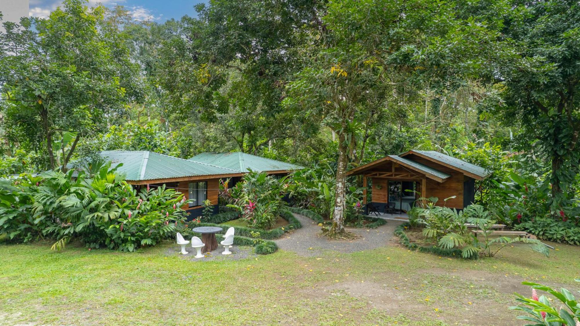 Eden Organic Farm & Bungalows La Fortuna Exterior foto